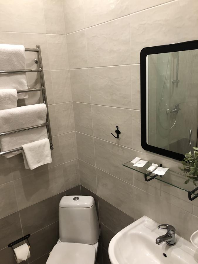 Gusarskiy Hotel And Apartment Kiev Esterno foto