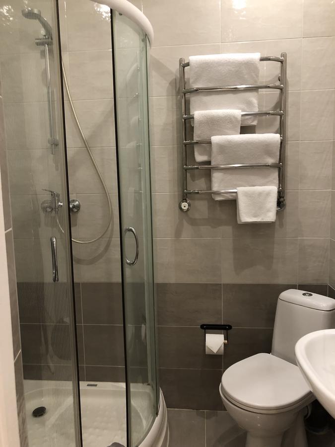 Gusarskiy Hotel And Apartment Kiev Esterno foto